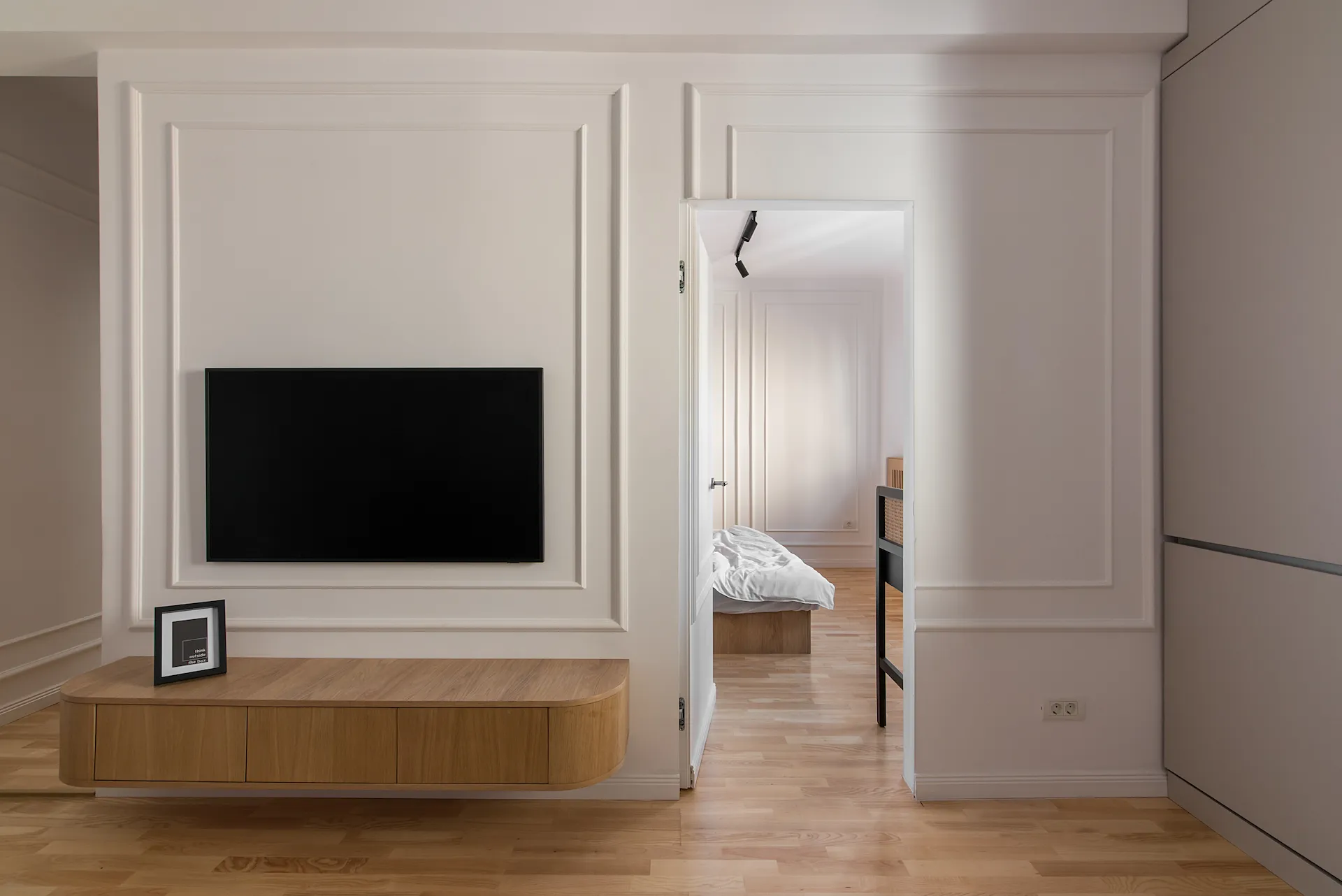 Proiectul STUDIO AIR-V - Studio